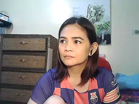 Kisses-13 online show from May 28, 2026, 1:30 pm