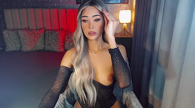 Miss Amandaversace online show from February 12, 2025, 8:40 pm