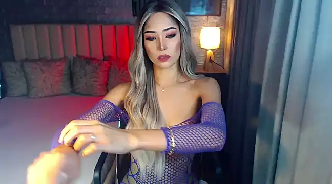 Miss Amandaversace online show from February 26, 2025, 12:27 am