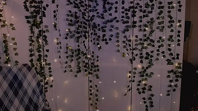 risha laas online show from October 24, 2025, 8:16 pm