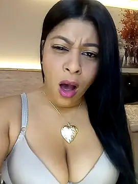 Snapshot of Lashmy111 chatting on September 28, 2025, 10:42 am Lashmy111 online show from September 28, 2025, 10:42 am