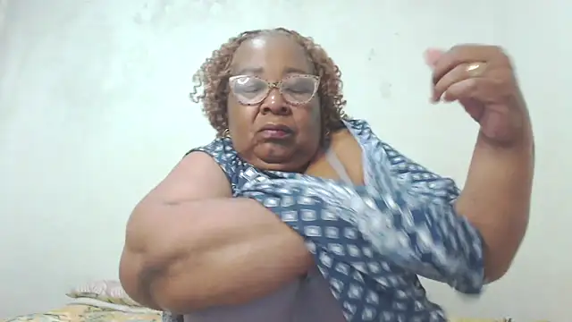 Snapshot of KinkyRicoSaisyours chatting on September 20, 2025, 7:26 pm KinkyRicoSaisyours online show from September 20, 2025, 7:26 pm