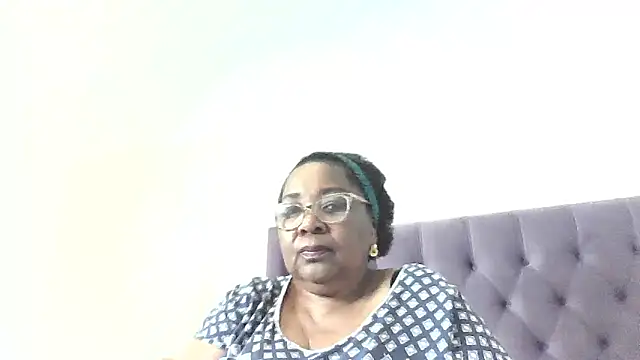 Snapshot of KinkyRicoSaisyours chatting on October 18, 2025, 4:19 pm KinkyRicoSaisyours online show from October 18, 2025, 4:19 pm