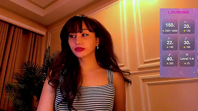 YOURCRISTINAS online show from December 17, 2025, 3:23 am