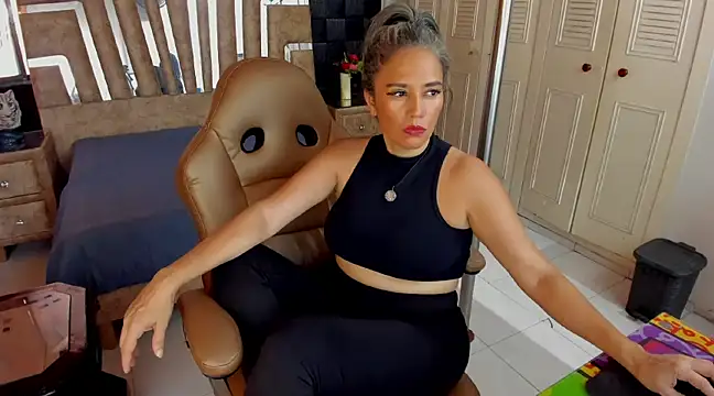 cute sassy online show from January 22, 2025, 7:45 pm