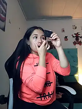 Snapshot of Sofia_888 chatting on October 21, 2025, 1:12 pm Sofia 888 online show from October 21, 2025, 1:12 pm