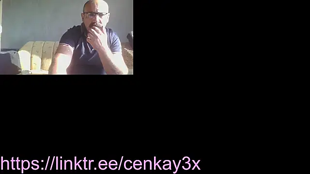 masculine bear daddy online show from December 2, 2025, 8:30 am