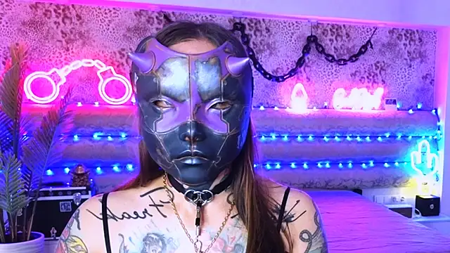 Cool Freak  online show from October 5, 2025, 10:35 am