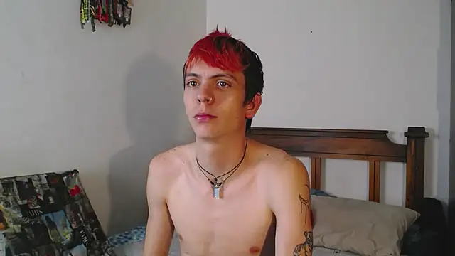 Snapshot of Twink_Temptation chatting on October 21, 2025, 2:34 am Twink Temptation online show from October 21, 2025, 2:34 am