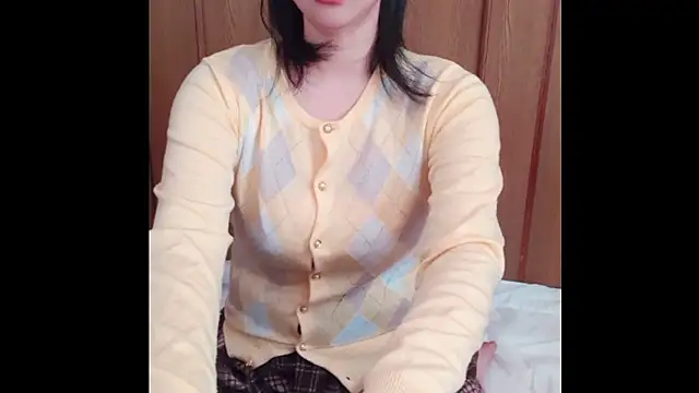Snapshot of Anne-japanese- chatting on April 7, 2026, 11:59 pm Anne-japanese- online show from April 7, 2026, 11:59 pm