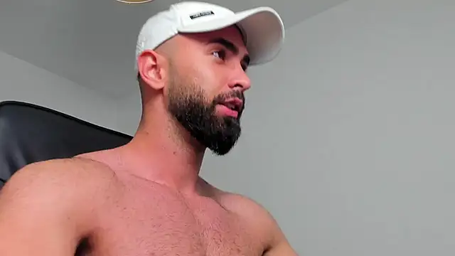 MichaelMasterss online show from December 23, 2024, 2:45 am