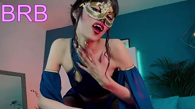  Jessy Moon  online show from April 29, 2026, 10:05 pm