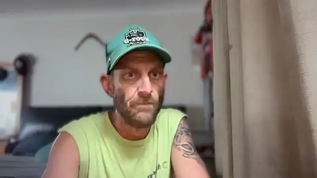 Rabbit2770 online show from October 17, 2025, 1:57 pm