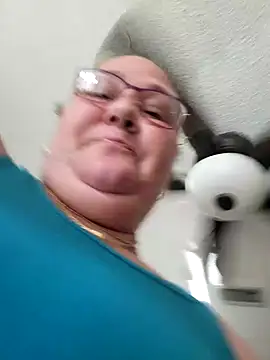 SexyNikki6969 online show from December 5, 2025, 2:14 pm