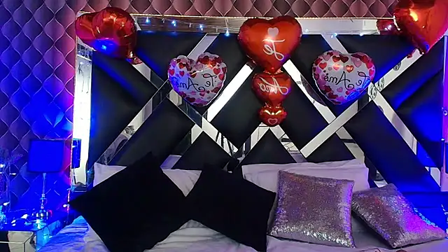 Snapshot of victoriaa_lee_ chatting on February 14, 2026, 7:21 pm victoriaa lee online show from February 14, 2026, 7:21 pm