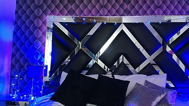 Snapshot of victoriaa_lee_ chatting on March 18, 2026, 7:17 pm victoriaa lee online show from March 18, 2026, 7:17 pm