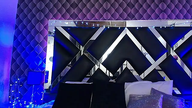 Snapshot of victoriaa_lee_ chatting on March 22, 2026, 6:44 pm victoriaa lee online show from March 22, 2026, 6:44 pm