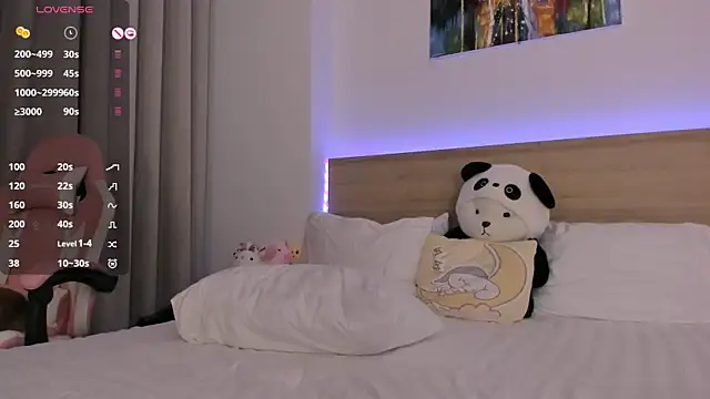 Lenstardi online show from February 7, 2025, 9:04 pm