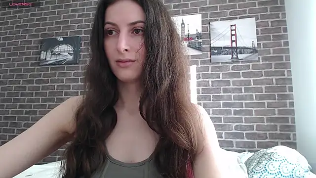  Hot Lady  online show from December 24, 2024, 3:26 pm