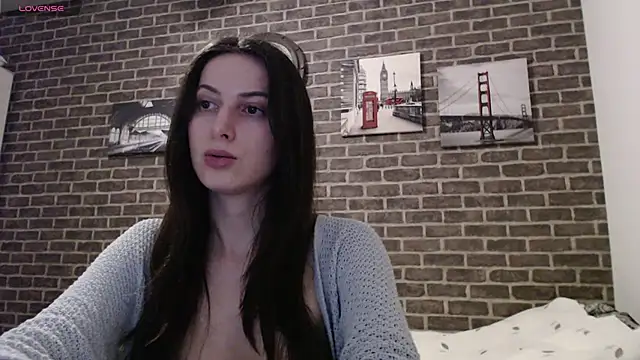  Hot Lady  online show from January 13, 2025, 11:27 pm