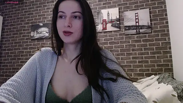  Hot Lady  online show from January 14, 2025, 10:23 pm