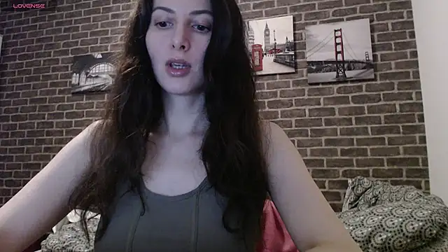  Hot Lady  online show from January 17, 2025, 7:16 pm
