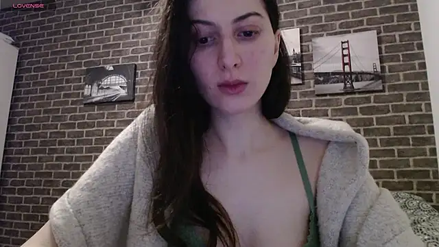  Hot Lady  online show from February 11, 2025, 6:11 pm