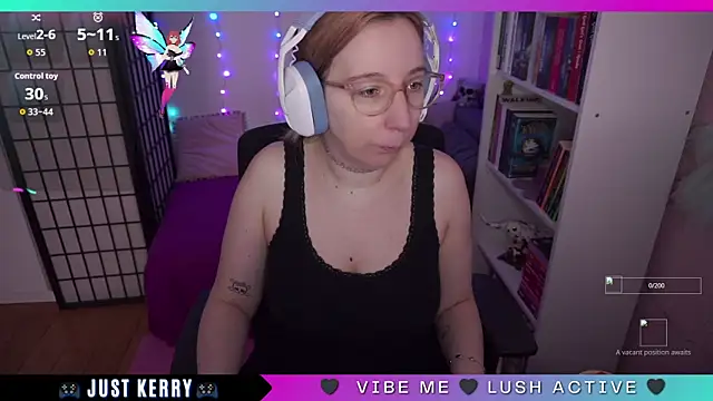 Snapshot of JustKerry chatting on September 19, 2025, 7:54 am JustKerry online show from September 19, 2025, 7:54 am