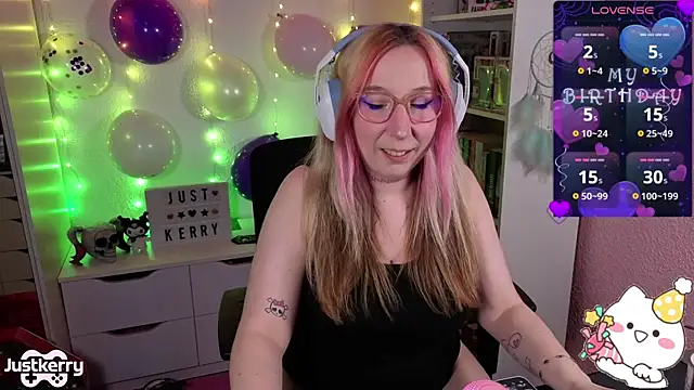 JustKerry online show from November 17, 2025, 6:57 pm