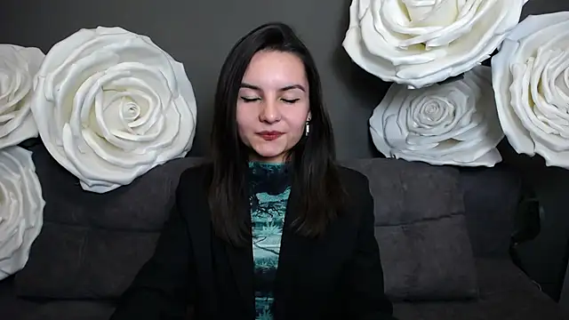 JasmineAsha online show from October 10, 2025, 7:07 am