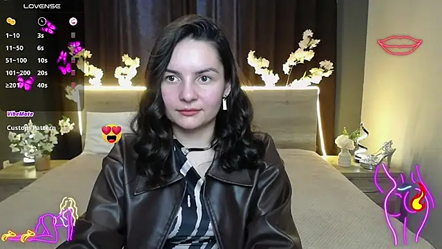 JasmineAsha online show from May 3, 2026, 7:25 am