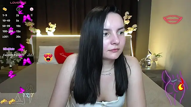 JasmineAsha online show from May 7, 2026, 6:57 pm
