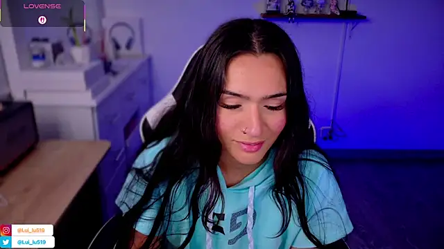 ImLui lu online show from October 3, 2025, 9:01 pm