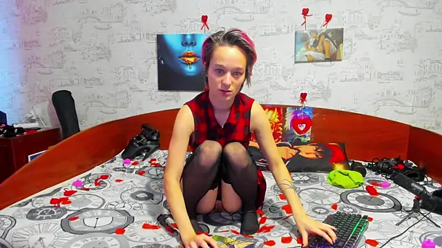 KagamiTayga online show from February 13, 2025, 11:28 am