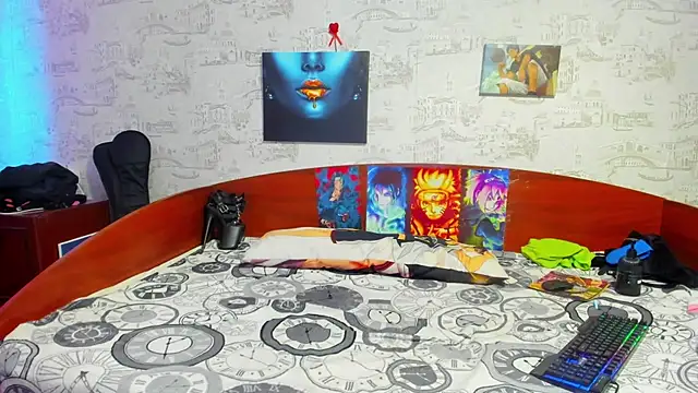 KagamiTayga online show from March 21, 2025, 8:17 am