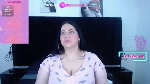 valentina fox01 online show from February 5, 2026, 10:36 pm