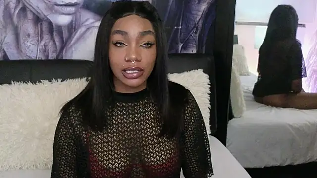 emely brandon online show from September 18, 2025, 4:03 am