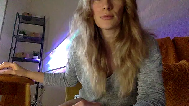 RebeccaMartinez online show from March 12, 2025, 1:51 pm