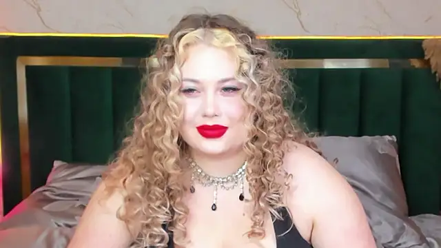 Snapshot of rosal1a chatting on February 24, 2026, 9:02 pm rosal1a online show from February 24, 2026, 9:02 pm