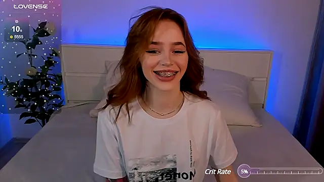 Phoenix Margo online show from February 18, 2025, 2:49 am