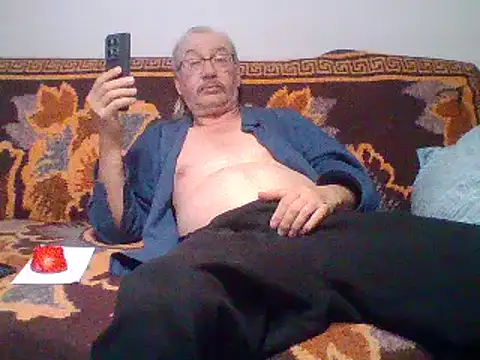 cumloverboyxx69 online show from February 24, 2025, 7:30 pm