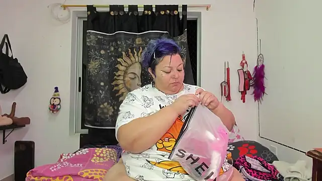 MANDY GIRL BBW online show from February 13, 2026, 7:59 am