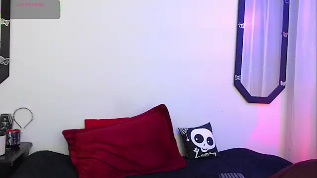 Amy Aloqua online show from October 24, 2025, 3:19 pm