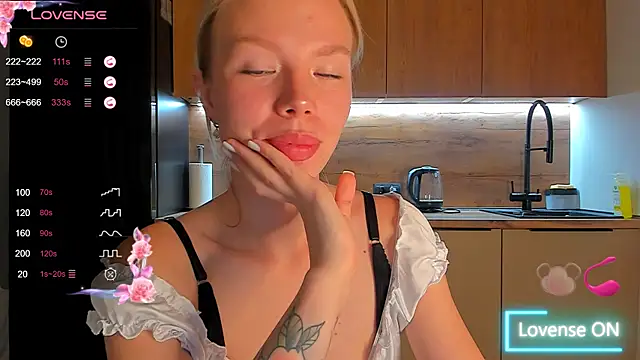 Olivia Bells online show from October 14, 2025, 10:10 pm