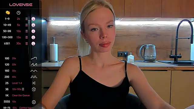 Snapshot of Olivia_Bells chatting on May 22, 2026, 8:58 pm Olivia Bells online show from May 22, 2026, 8:58 pm