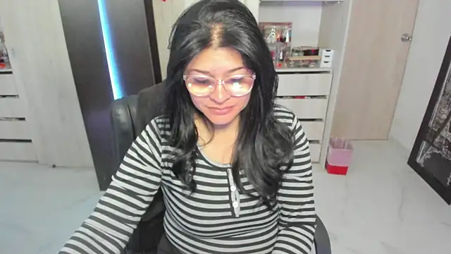 BellaFlaming online show from July 31, 2026, 11:42 am