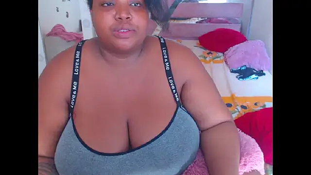 chocolatehot04 online show from January 23, 2025, 3:54 pm
