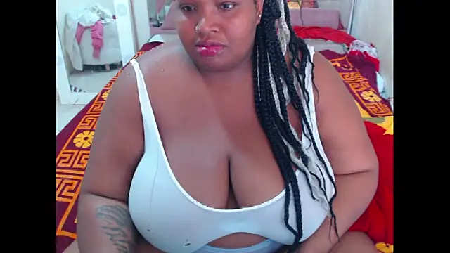 Snapshot of chocolatehot04 chatting on October 11, 2025, 7:34 pm chocolatehot04 online show from October 11, 2025, 7:34 pm