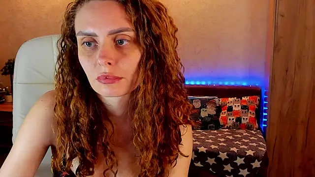 mia grantes online show from December 12, 2024, 10:42 pm
