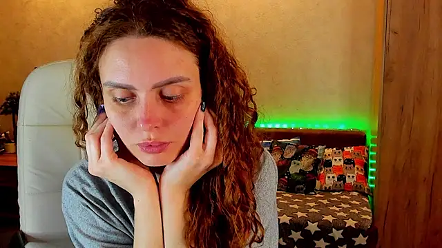mia grantes online show from December 13, 2024, 9:20 pm